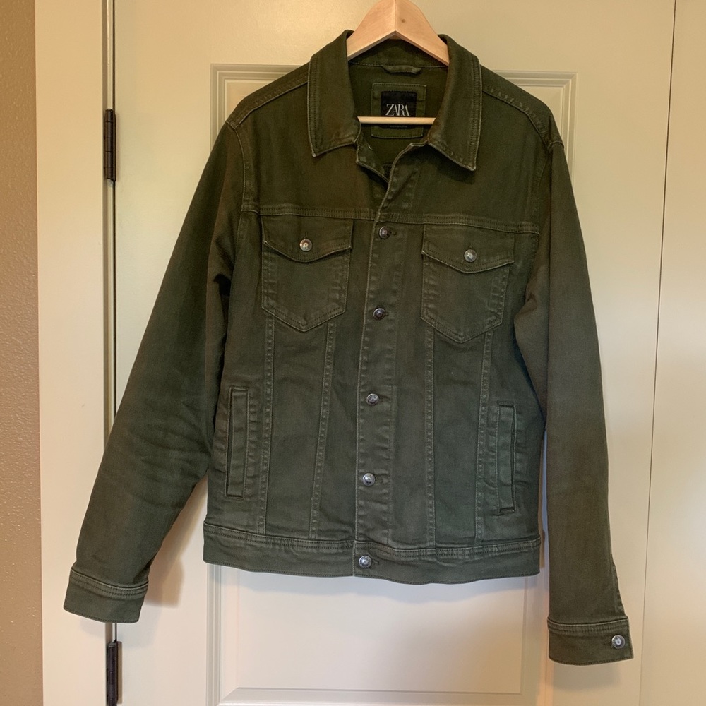 Zara Men’s Large Denim Jacket